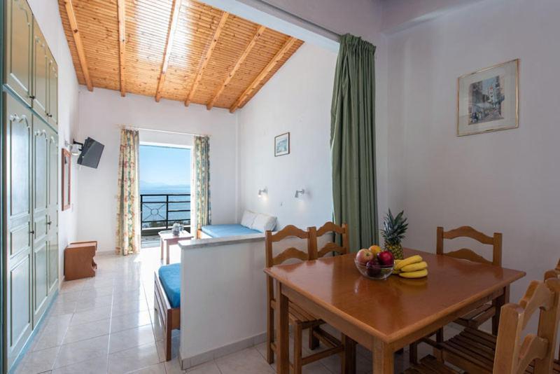 Hotel Nissaki Sea View